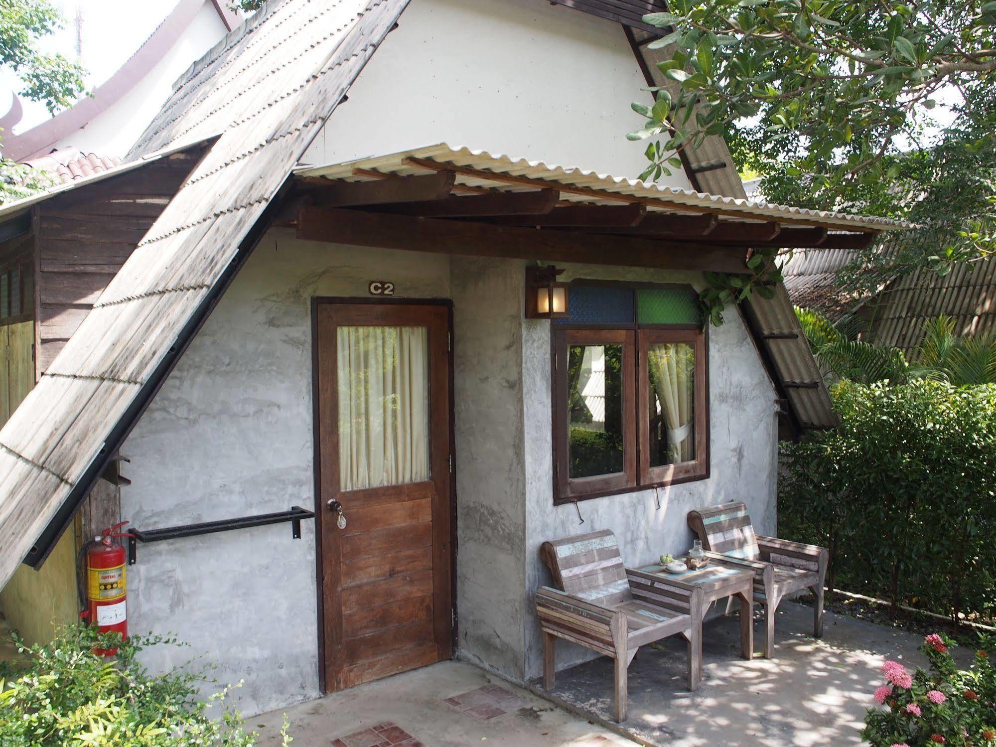 Готель Lanta Happy Hill Ко-Ланта Екстер'єр фото